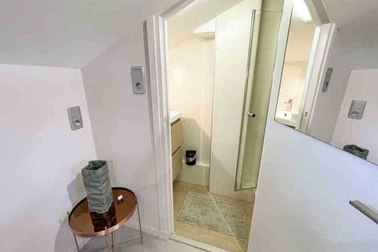 Charming Townhouse With Garden In The City Of Love París Exterior foto
